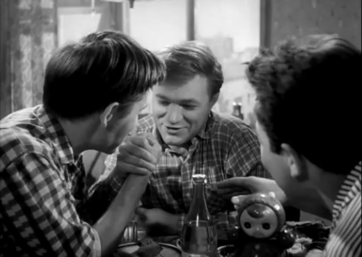 Mne dvadtsat let (I am Twenty) Marlen Khutsiyev 1964 - Part 1 large